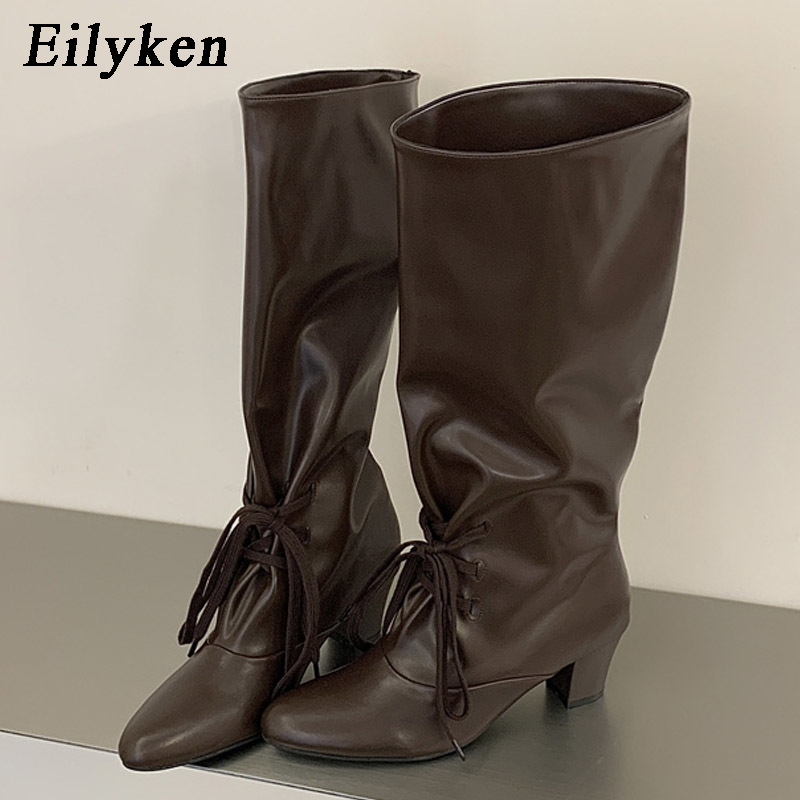 Street Fashion Winter - Eilyken Kış Modası Bağcıklı Kadın Diz
