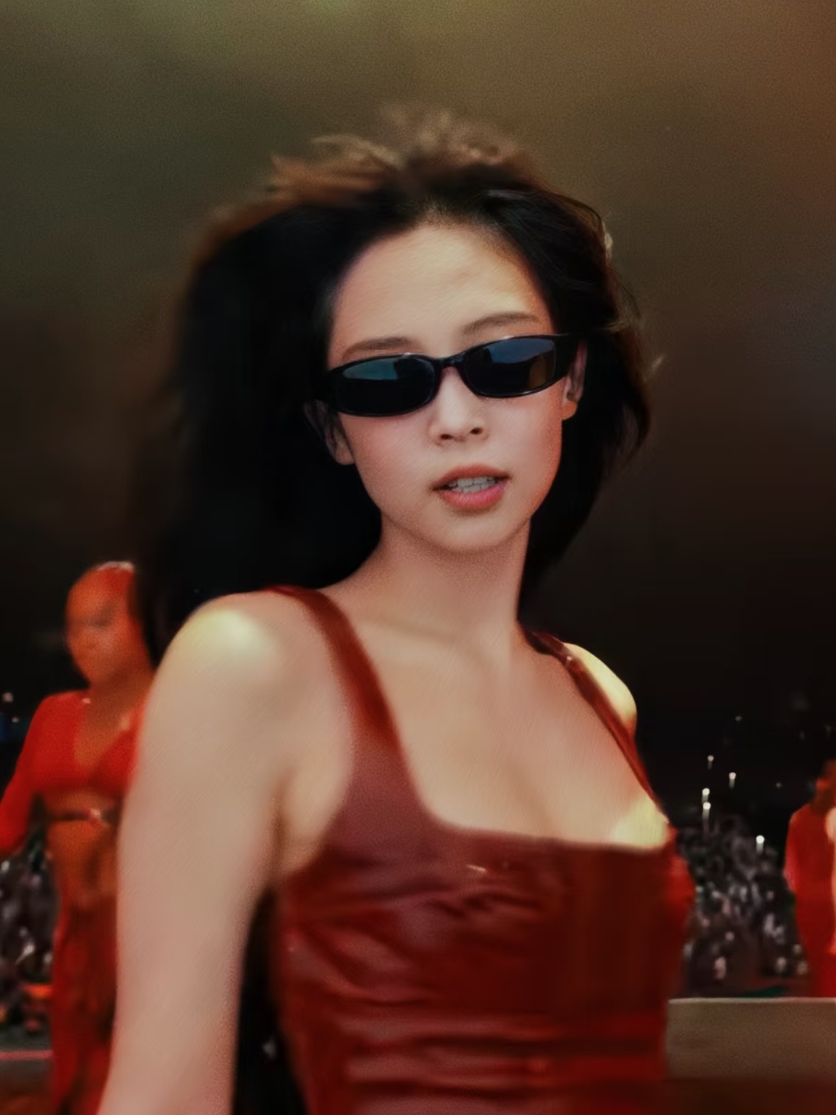 Jennie Konser Vintage Küçük Çe - Street Fashion Pose incelemesi ve fiyatı