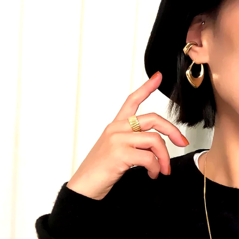 Minimalist Geometrik Metal Hal - Street Fashion Outfit Girl incelemesi ve fiyatı